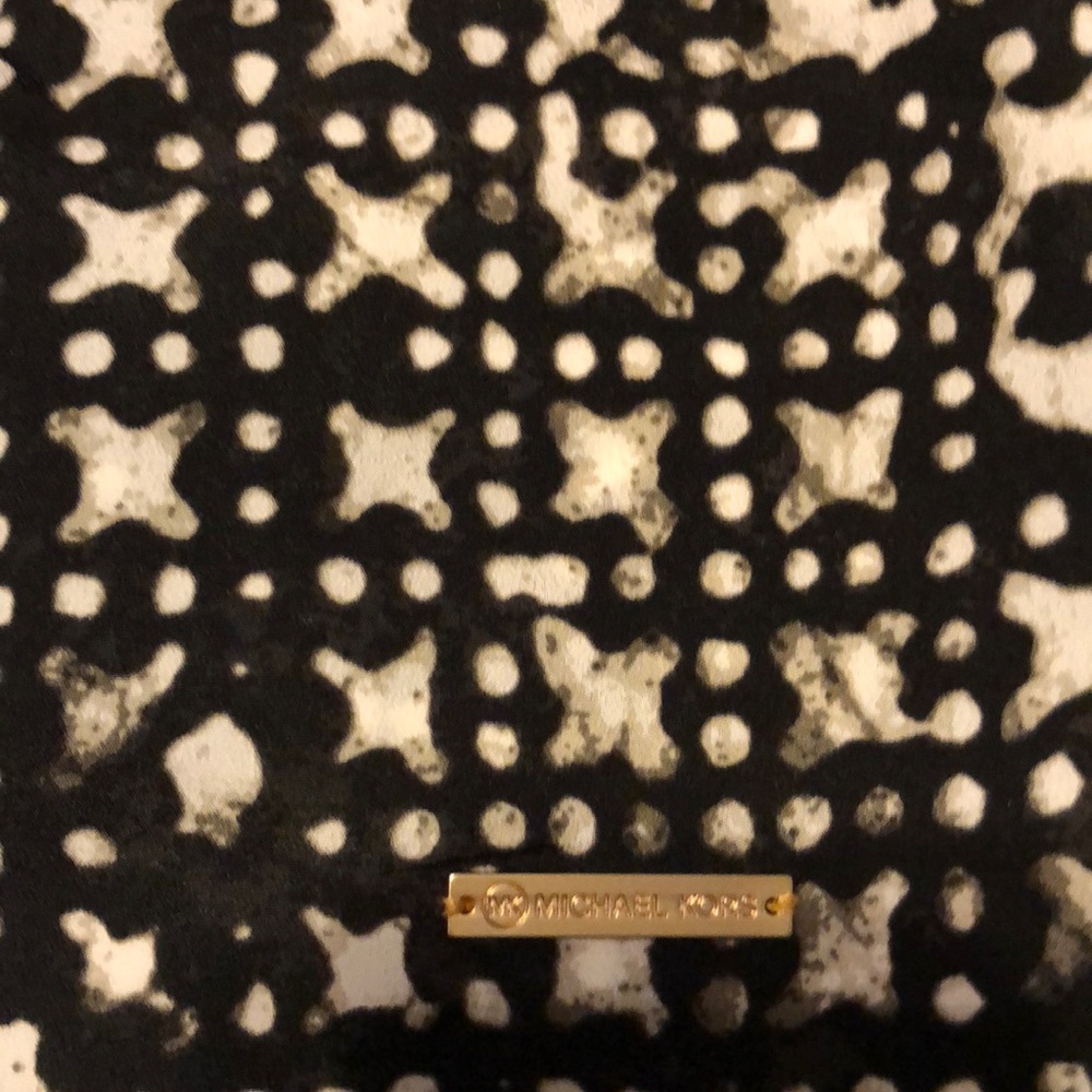 Michael Kors Sleeveless top. NWT - Picture 6 of 6